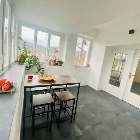 Get-your-flat Traumhafte Altbau-wohnung In Denkmal-villa 3 Zr Kue Bad 2 Schlafzr 125 M2 Haustier Auf Anfrage - Ruhig & Naturnah *