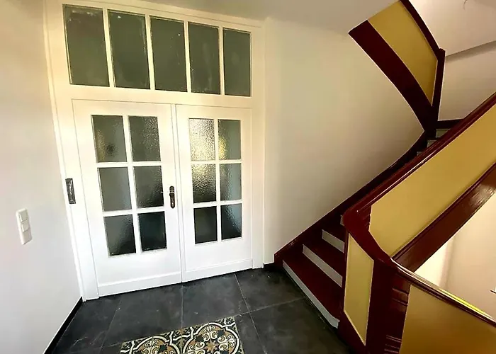 Get-your-flat Traumhafte Altbau-wohnung In Denkmal-villa 3 Zr Kue Bad 2 Schlafzr 125 M2 Haustier Auf Anfrage - Ruhig & Naturnah Appartement