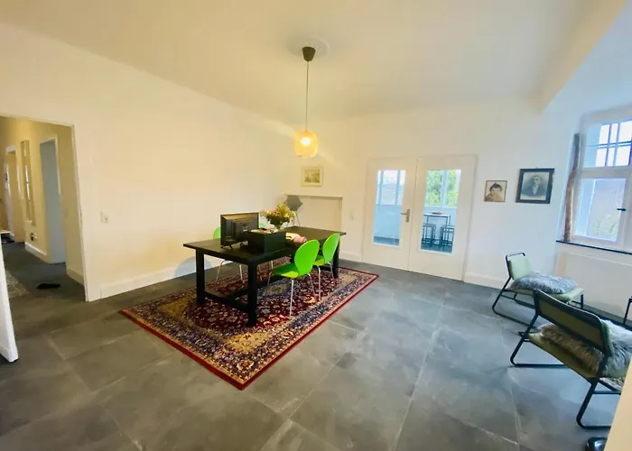 Get-your-flat Traumhafte Altbau-wohnung In Denkmal-villa 3 Zr Kü Bad 2 Schlafzr 125 M2 Haustier Auf Anfrage - Ruhig&naturnah *